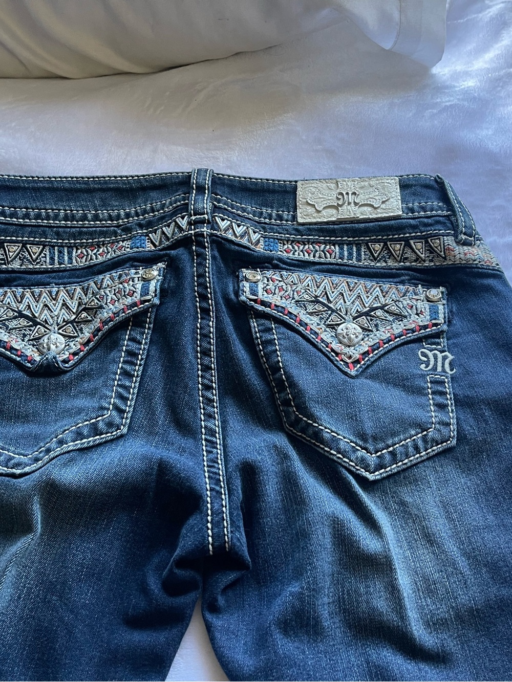 Miss Me Dark Blue Boot Cut 30x32 Jeans with Embroidered Pockets